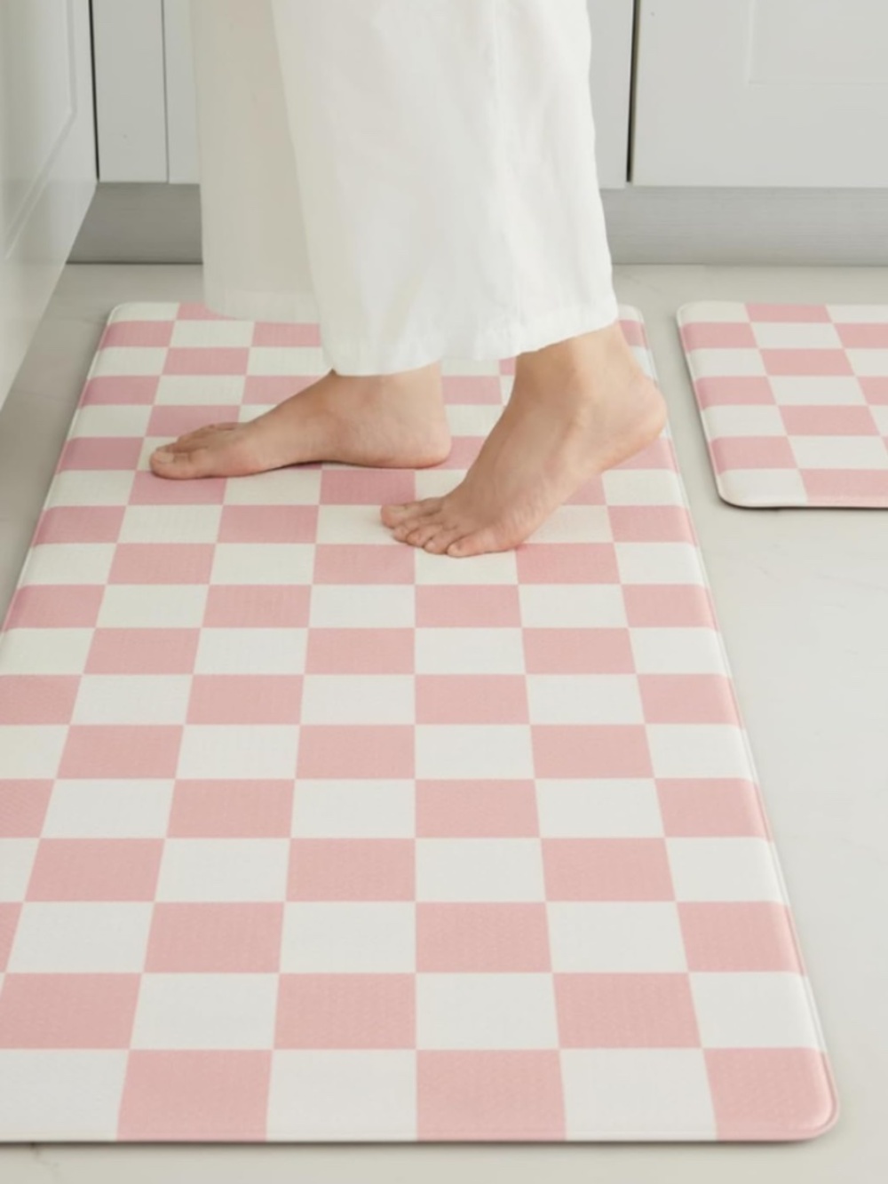 NWT Pink Checkered Kitchen Floor Mats Set of 2